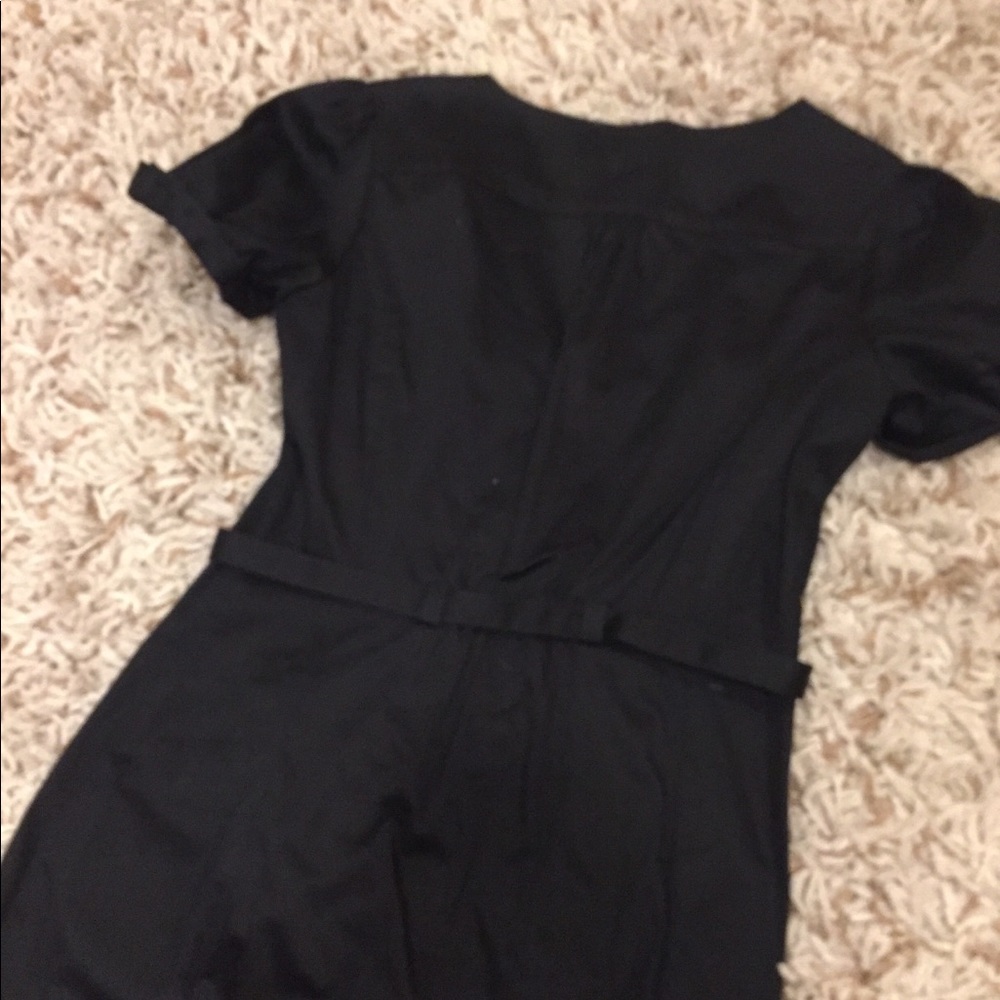 H&M button down dress with thin belt - Picture 5 of 5
